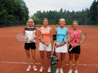 Finalisté čtyřhry žen zleva : Kateřina Vlčková, Tereza Švecová, Veronika Raimrová, Pavlína Glosová