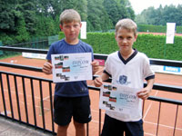 3. m�sto �ty�hry hoch� zleva :  Dominik Lasota, Tom� Farga�