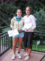 3.m�sto �ty�hra �eny zleva :  Andrea St�as�kov�, Jana Vahal�kov�