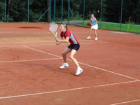 Z�b�ry z fin�le �ty�hry �en zleva :  Jarmila Sikorov�, Eva V�lkov�