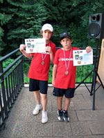 2. m�sto �ty�hra ho�i zleva :  Adam Vladyka, Jan Zlot�