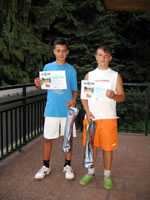 1.m�sto �ty�hra star�� ��ci zleva :  Ji�� Michal�k, Ond�ej Ha�ek