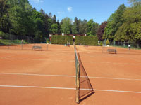 Pohled na areál z dvorce č.5