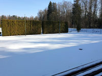 Zimní pohled na centrální dvorec