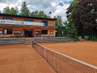 Pohled na správní budovu