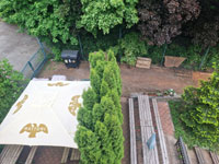 Pohled na správní budovu