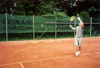 Plachty na centrlnm dvorci s logem esk spoitelny