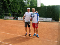 astnci turnaje zleva :  Tom Motyka, Daniel Dudys