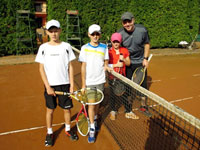 astnci turnaje zleva :  Jan Drong, Pavel Drong, Zuzana Mlchov, Petr Mloch