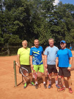 astnci turnaje zleva :  Milan Ligocki, Michal Pitucha, Petr Klus, Jindich Szkandera