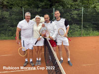 astnci turnaje zleva :  Milan Rusz, Zuzana Zlochov, Piotr Podzdzal, Martin Gajdzica
