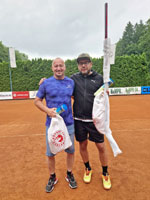 2.msto zleva :  Duan Adamk, Petr Sikora