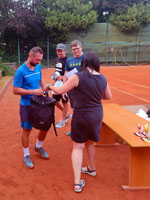 1.m�sto dvouhra do 54 let :  Petr cieslar