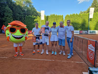 1.msto zleva :  Tom Sikora, Michal Niemiec